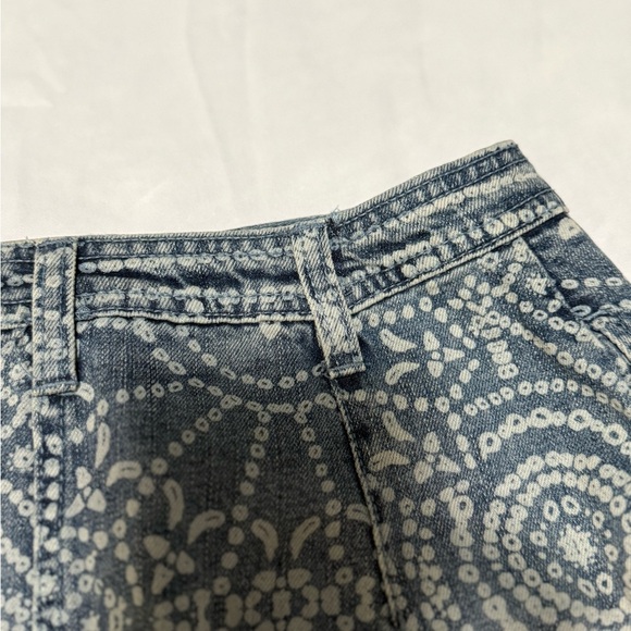 Free People paisley print denim mini skirt size 2 - Picture 5 of 7